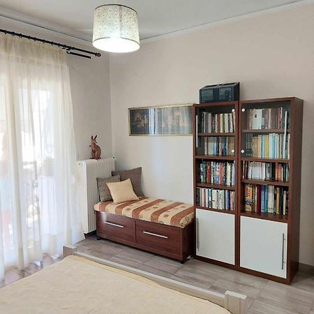 Apartament Φωτεινό, Άνετο Φιλικό Διαμέρισμα Ateny Zewnętrze zdjęcie